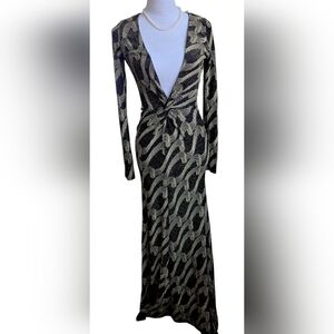 Monaco women's gold glitter print deep V-neck long gown black & gold size Medium